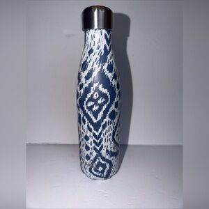 S'well Bottle 17 oz Swell Water Bottle Stainless Steel Santorini Blues White